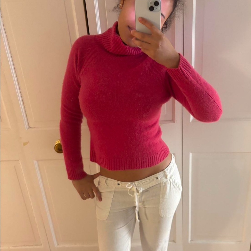 Pink cashmere sweater